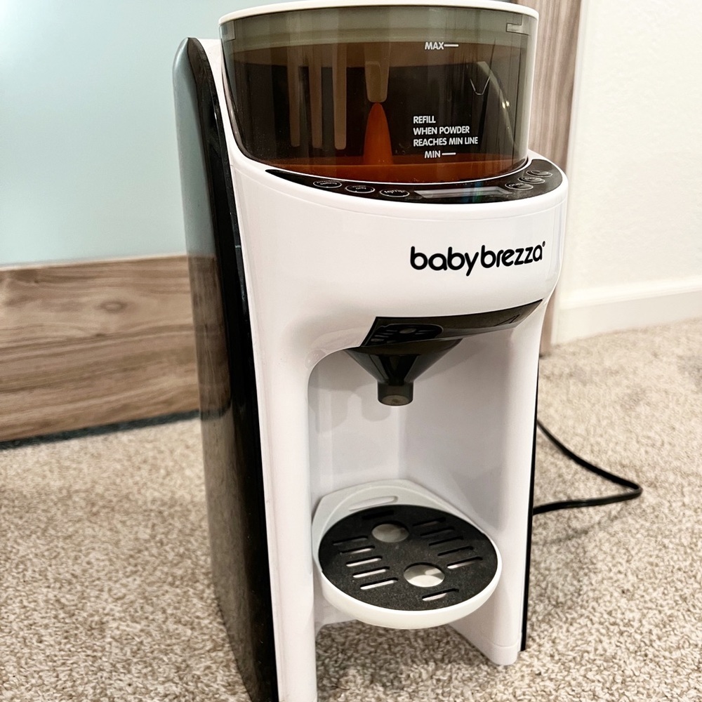 Baby Brezza Formula Pro